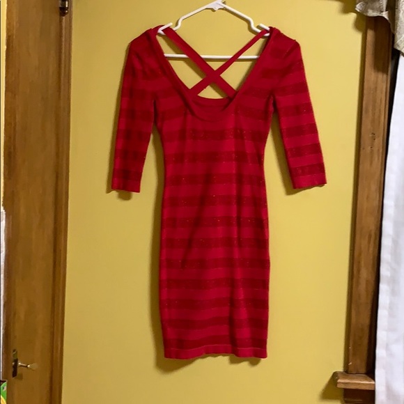 Red holiday dress - Picture 1 of 2